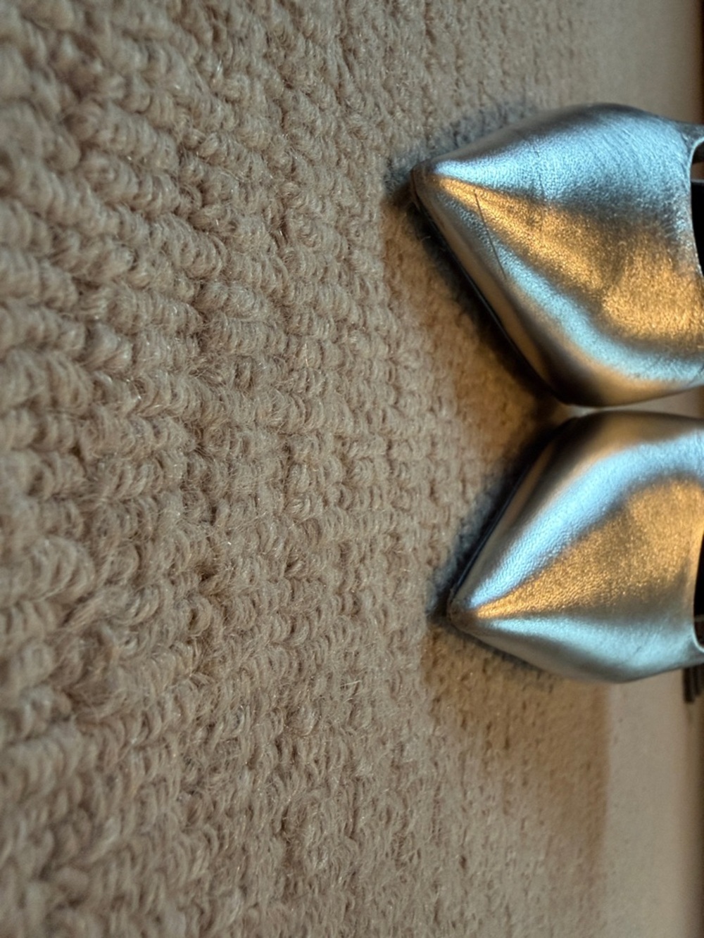 Saint Laurent Metallic Silver Pointed Slingback Pumps - Picture 4 of 5